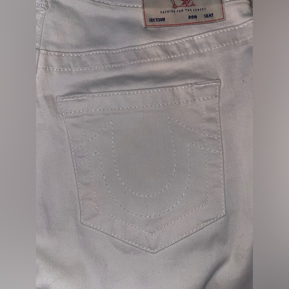 True Religion White Jennie Curvy High Rise Jeans With Red Lettering - Picture 4 of 11